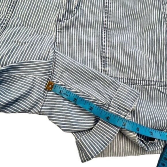 🛍️2 for $25 Sale🛍️Gap Womens Shorts‎ 8 Blue White Stretch Chino Striped Casual - Picture 5 of 10